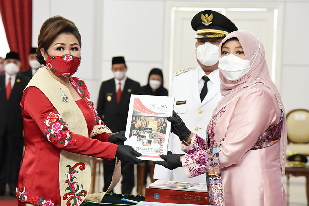 Yayuk Seri Rahayu Yapan Jabat Ketua Dekranasda Kubar